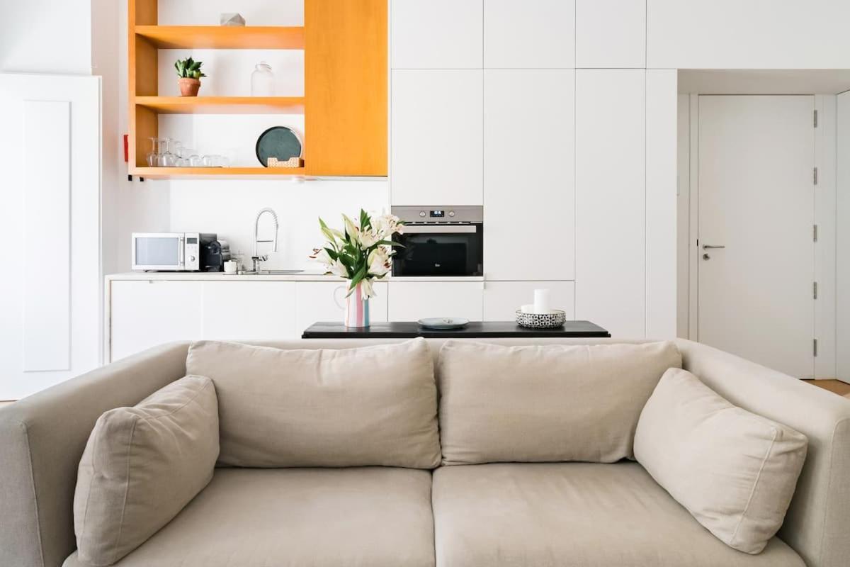 Charming & Modern Flat Close To Time Out Market Apartment Lissabon